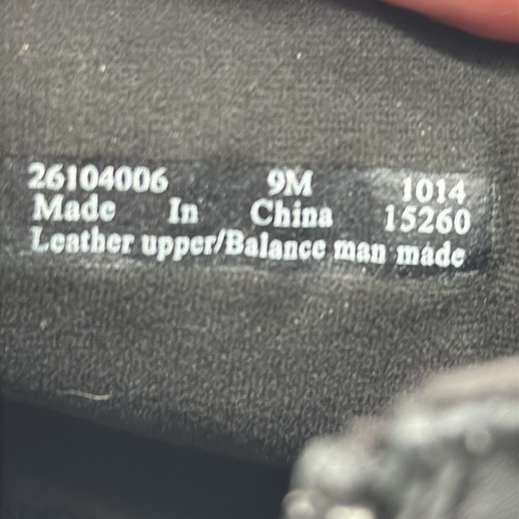 Clarks Black Ankle Boots with Low Heel and Sleek Design Size 9 BAB7735H - Picture 8 of 8